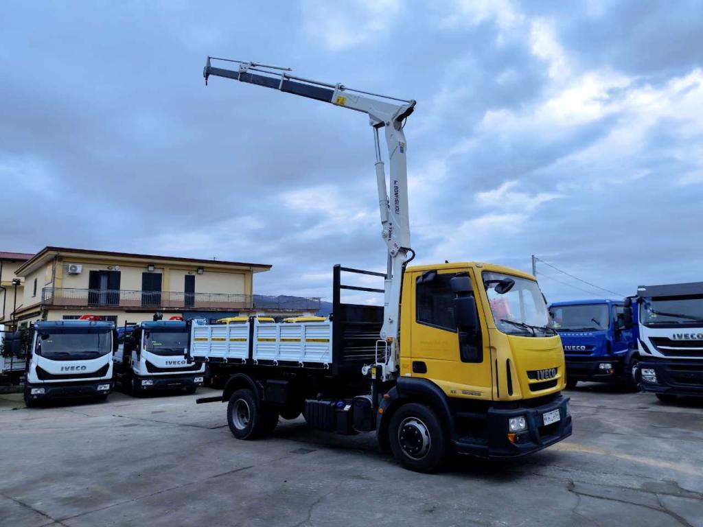 Iveco EUROCARGO 120E28P Foto 19