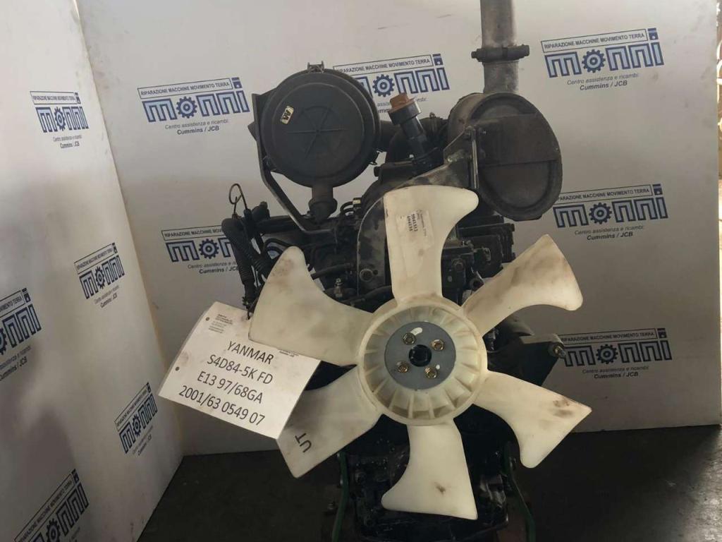 Yanmar S4D84 Foto 1