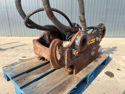 OilQuick OQ70/55 - 329D / 329E / 330F vendida por Smitma B.V.