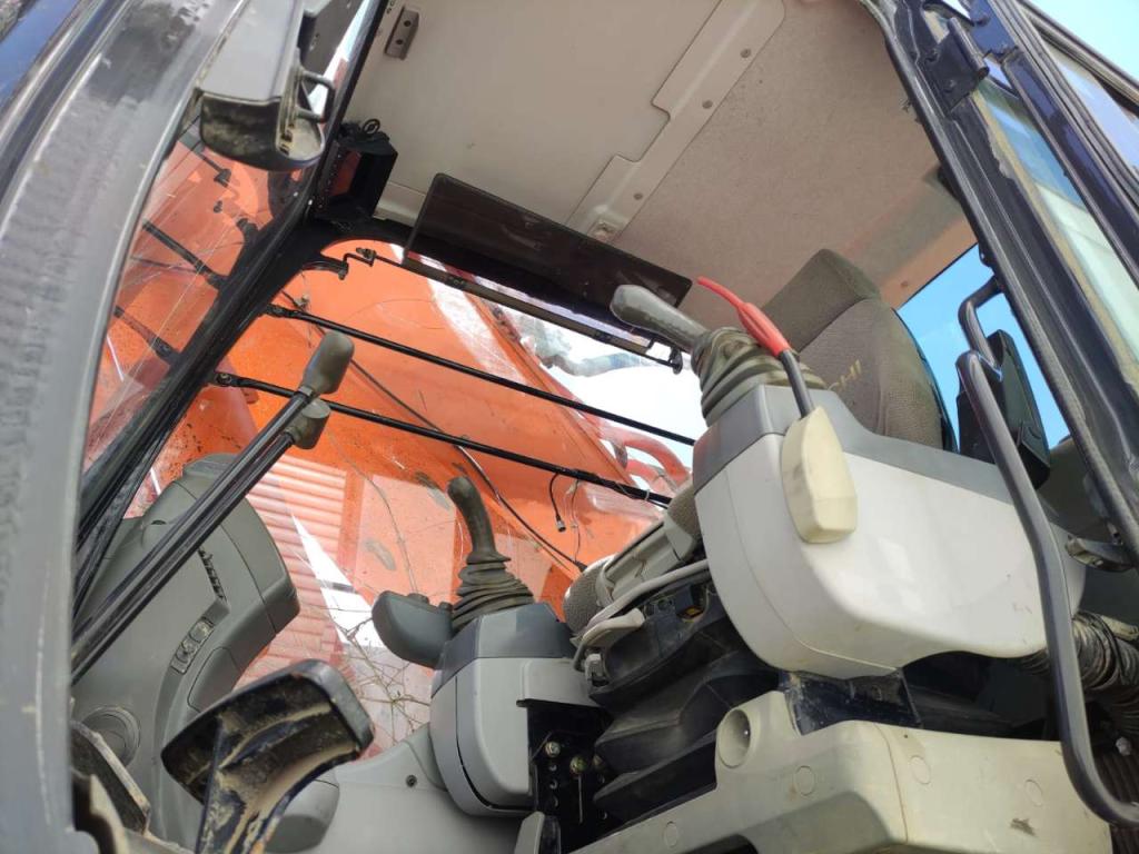 Hitachi ZX520LCH-5B Foto 5