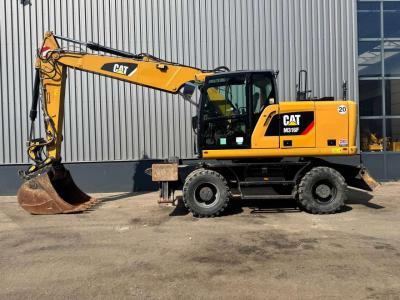 Caterpillar M316F Mobile excavator Foto 1