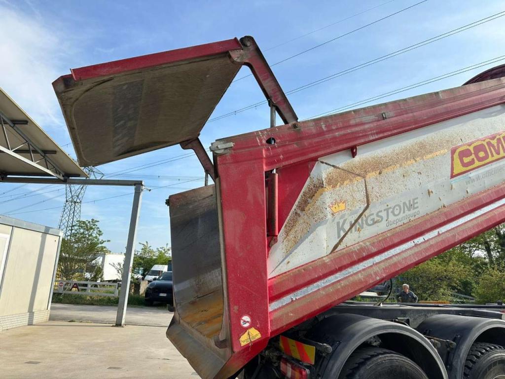 Mercedes-Benz Arocs 4151 Foto 14
