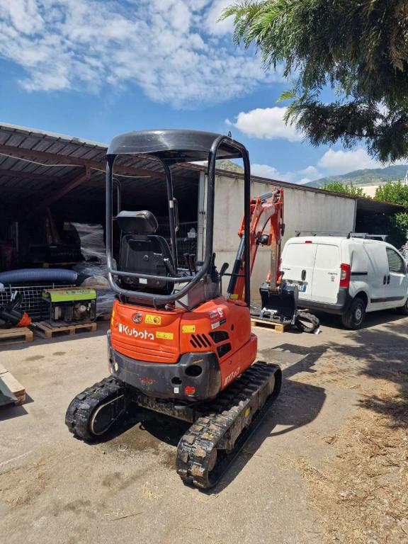 Kubota u17-3 Foto 2