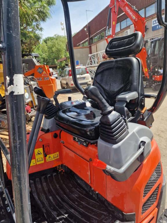 Kubota u17-3 Foto 6