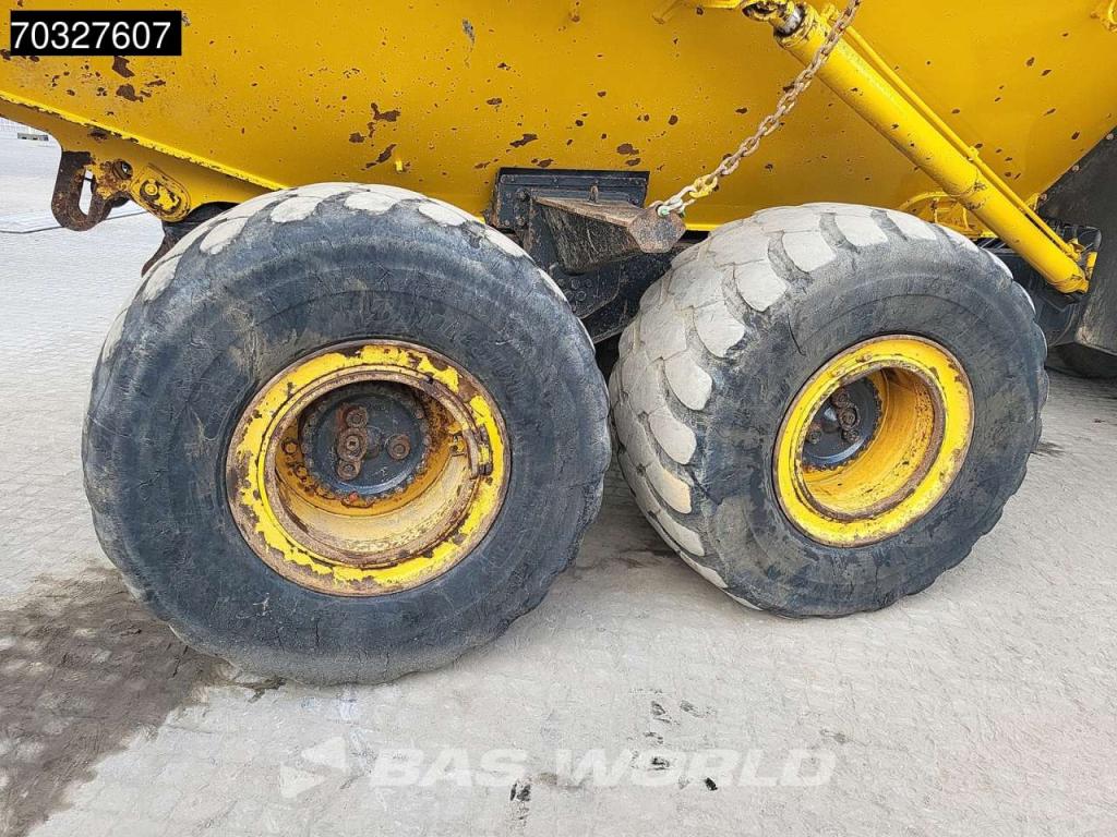 Komatsu HM300-3 Foto 17