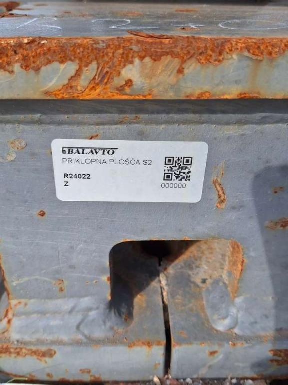 S2 for 25-32 ton excavators Attachment plate Foto 8