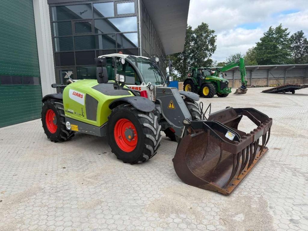 Claas Scorpion 6035 AIRCON Foto 2