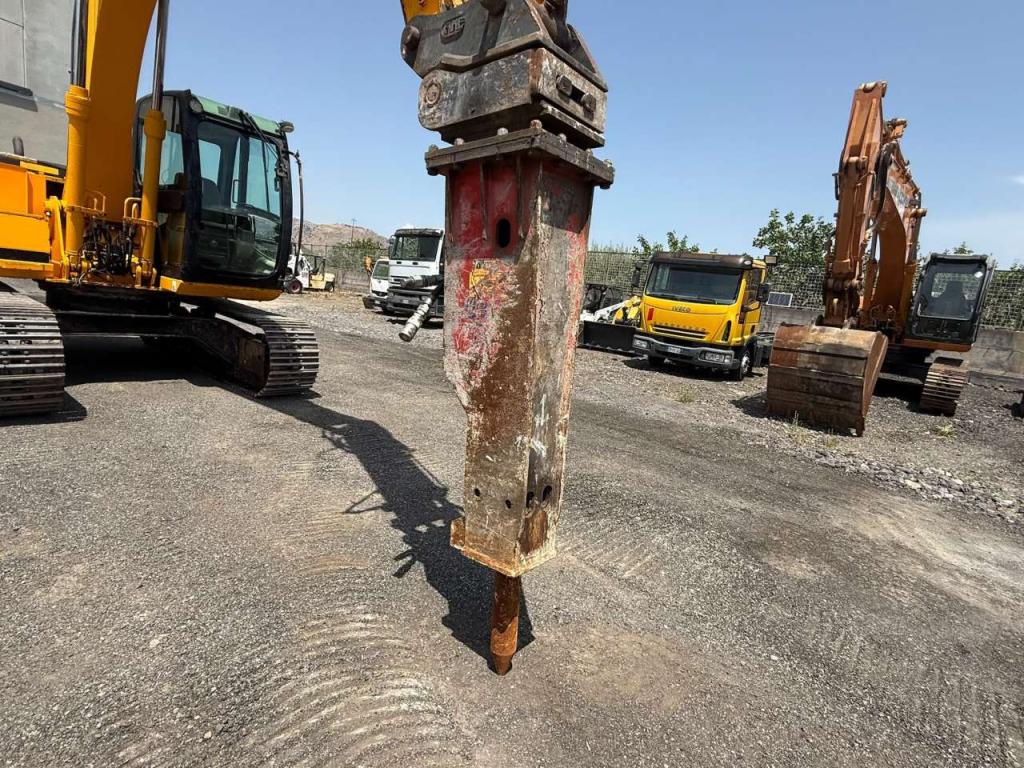 JCB JS130 Foto 12