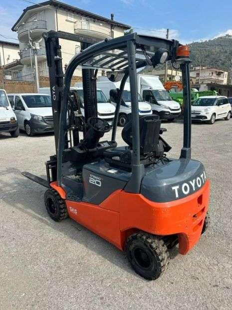 Toyota Traigo 48 Foto 5