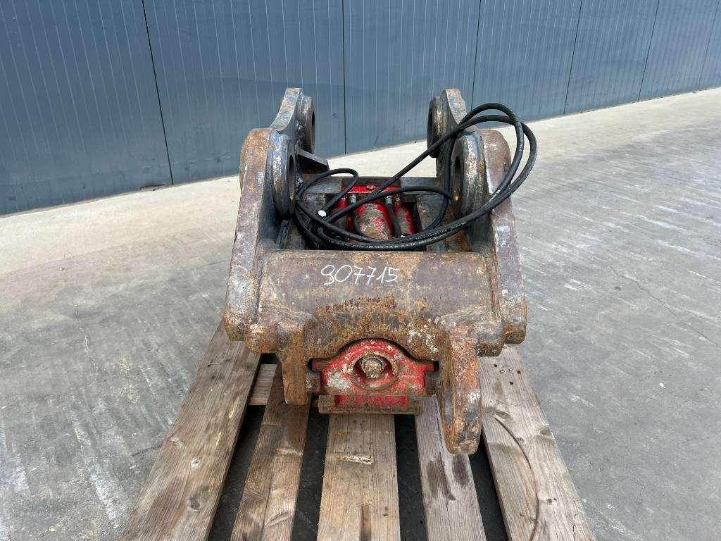 Miller Caterpillar 325 / 329 Geith Foto 2