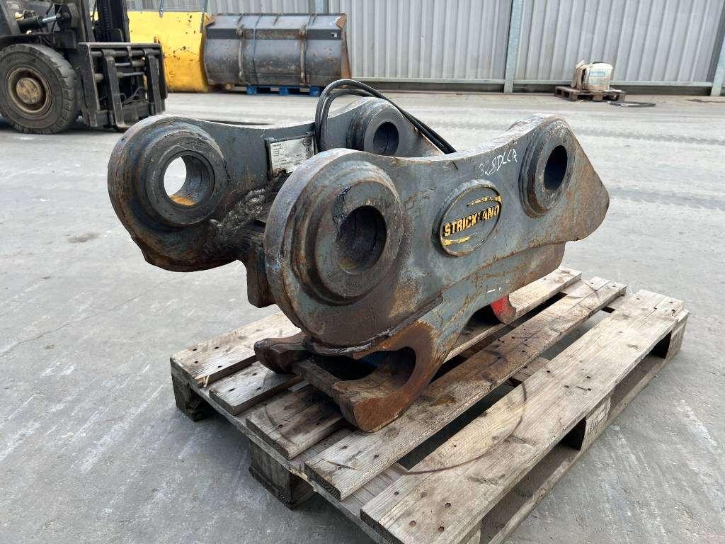 Miller Caterpillar 325 / 329 Geith Foto 5