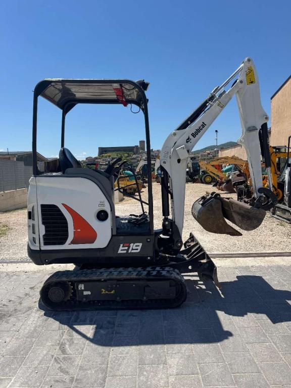 Bobcat E 19 Foto 1