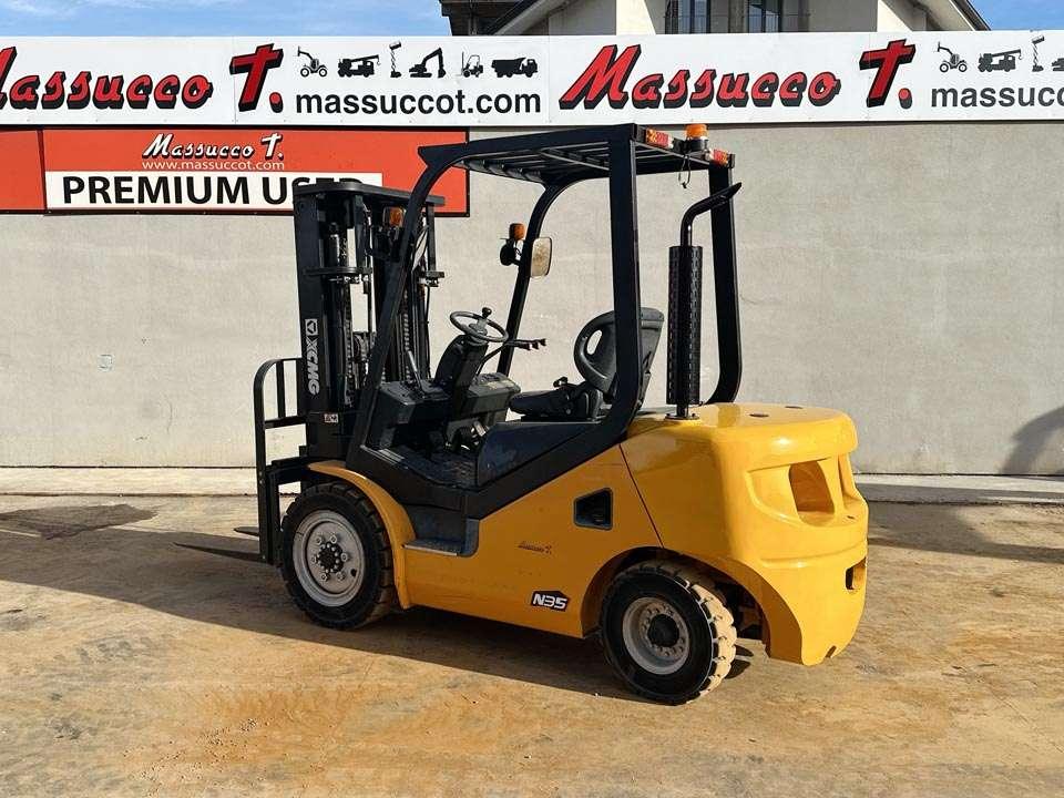 XCMG FD35T Foto 4
