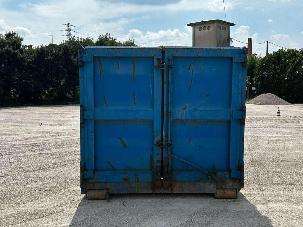 CONTAINER SCARRABILE USATO A CIELO APERTO CON GRU Foto 4