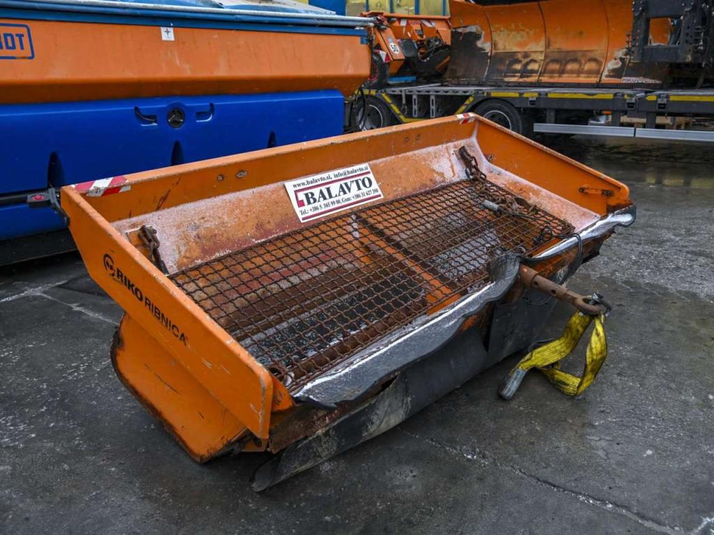 Riko Ribnica rear longitudinal spreader VP12/27 Foto 2