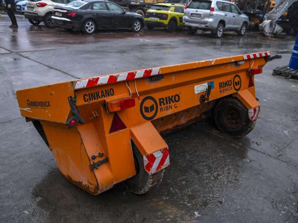 Riko Ribnica rear longitudinal spreader VP12/27 Foto 5