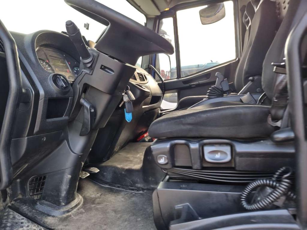Iveco EUROCARGO CUBE 120-220 Foto 8