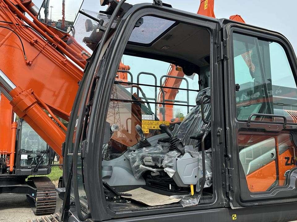 Hitachi ZX180LCN-7 Foto 13