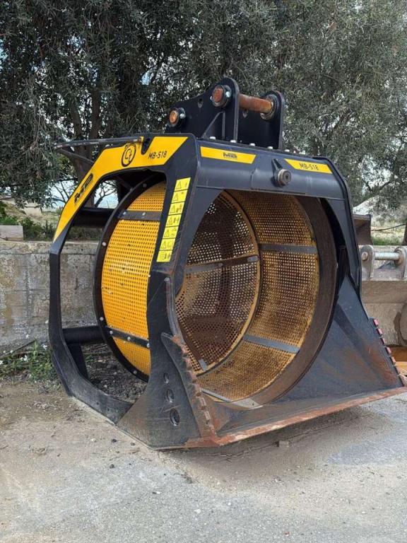 MB CRUSHER MBS18 Foto 1