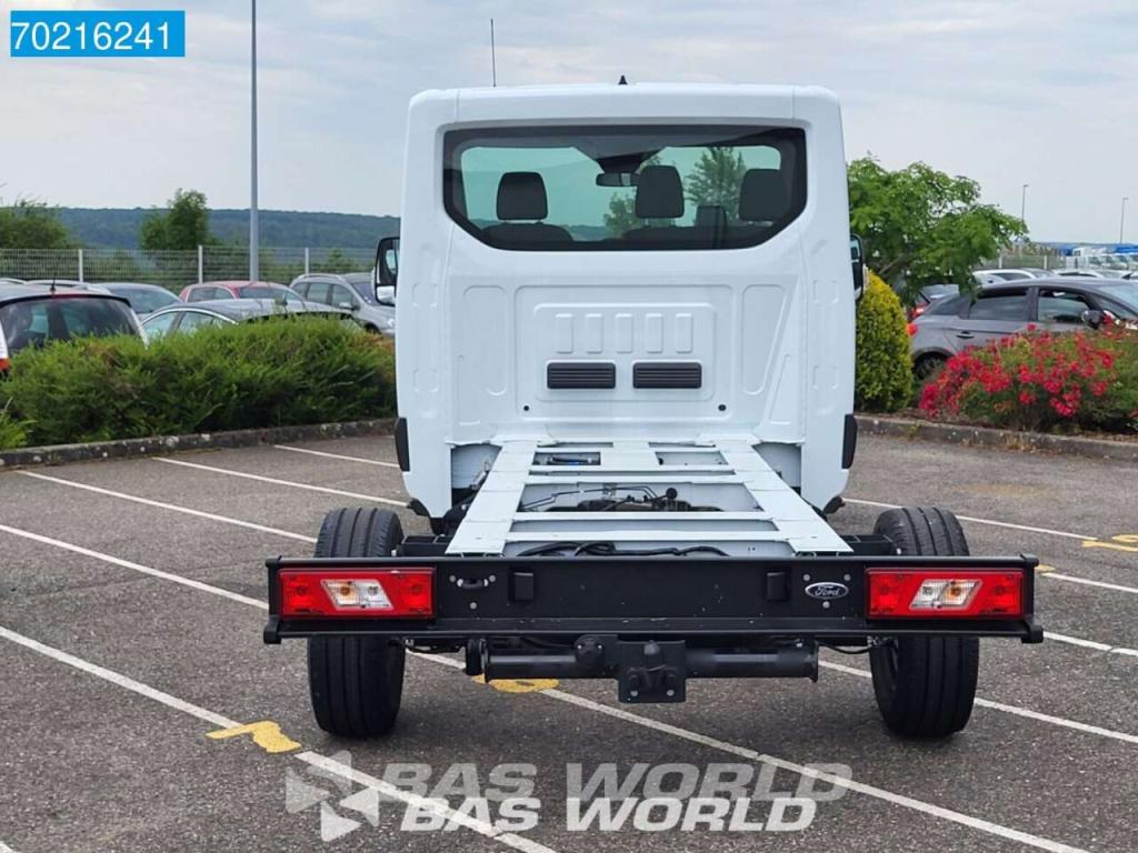 Ford Transit 130pk Chassis Cabine 350cm wheelbase Fahrgestell Platform Airco Cruise A/C Towbar Cruise co Foto 6