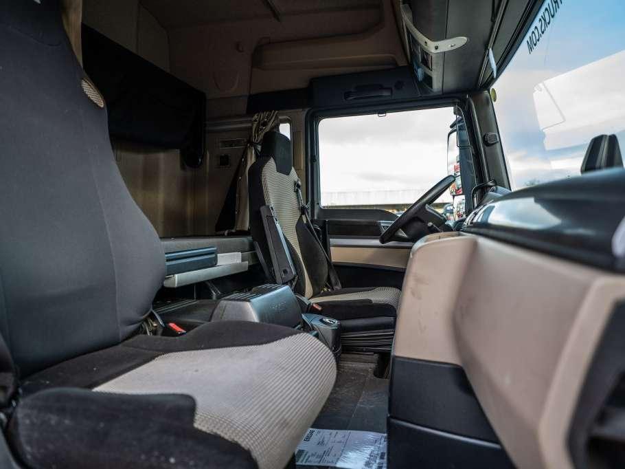 Man TGX 18.460 XLX + INTARDER Foto 13
