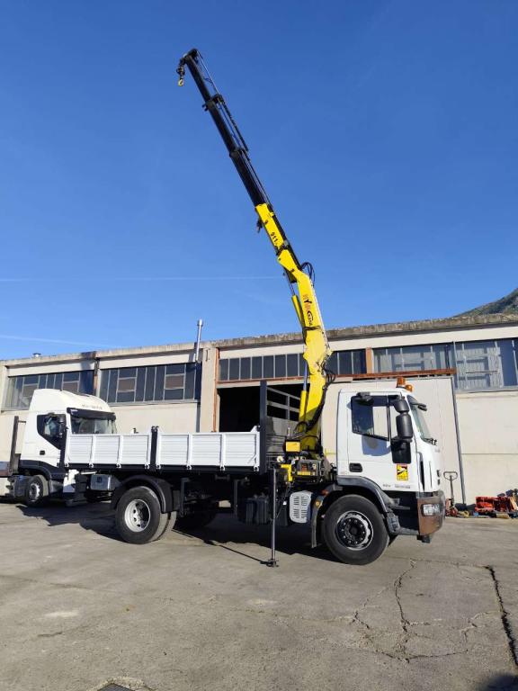 Iveco EUROCARGO 180E25K Foto 17
