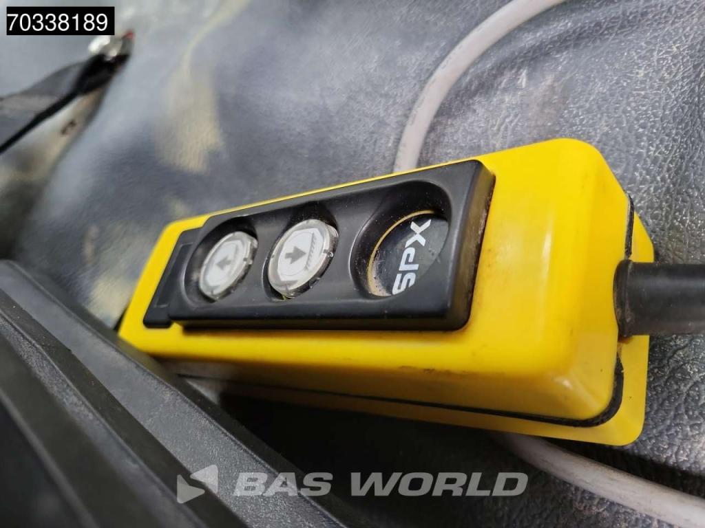 Mitsubishi 7C18 4X2 Foto 27