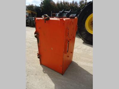 Depósito para aceite para Fiat Kobelco W190 vendida por OLM 90 Srl