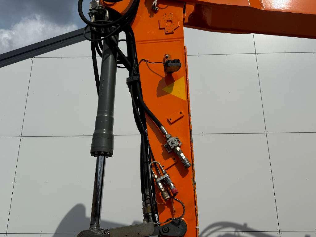 Liebherr R920 Compact - Blade / Triple Boom / Quick Coupler Foto 27