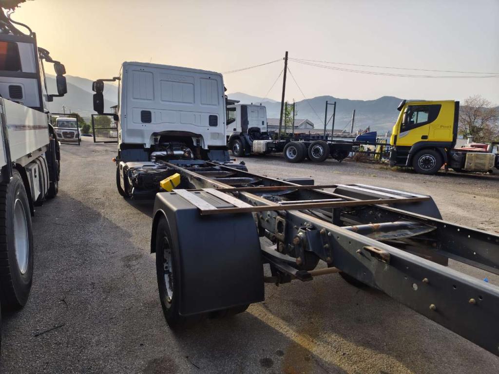 Iveco EUROCARGO 120-190L Foto 10