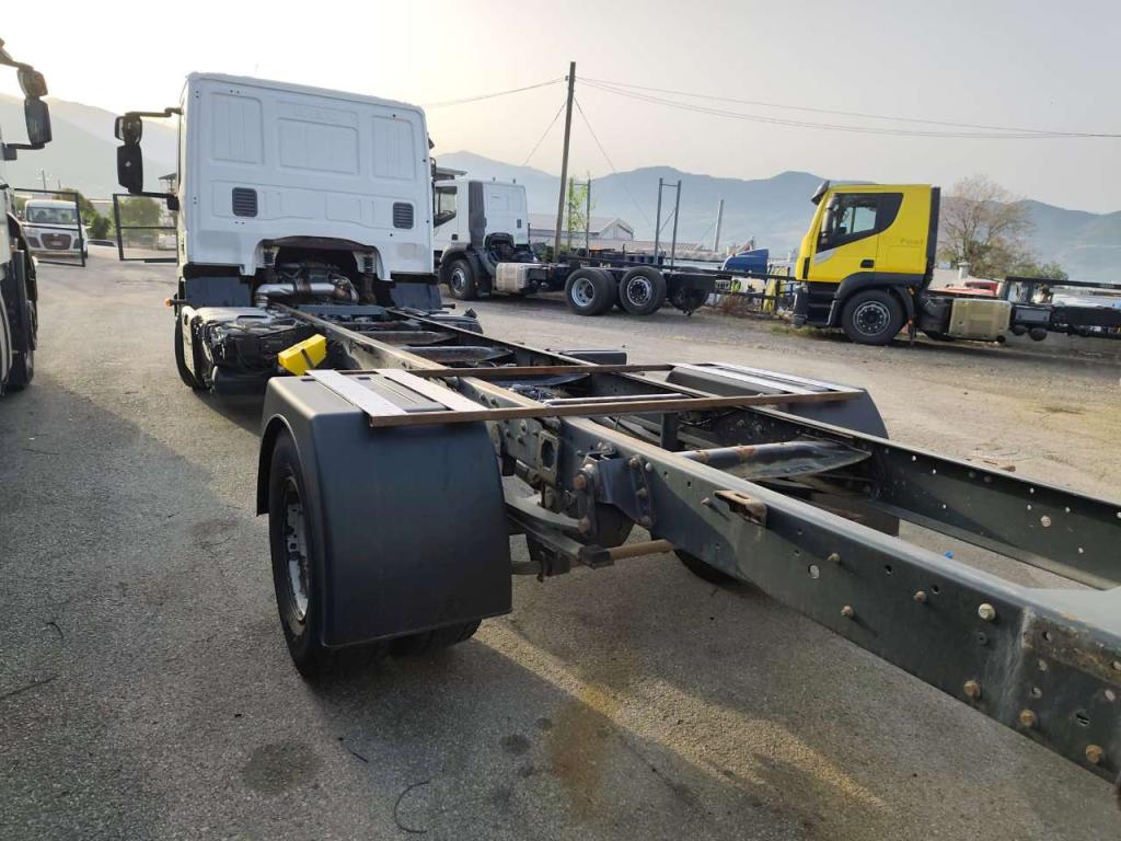 Iveco EUROCARGO 120-190L Foto 11
