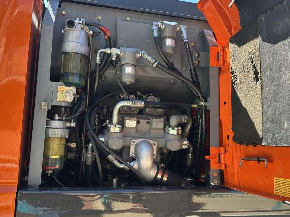 Hitachi ZX170W-5B 4X4 Foto 13