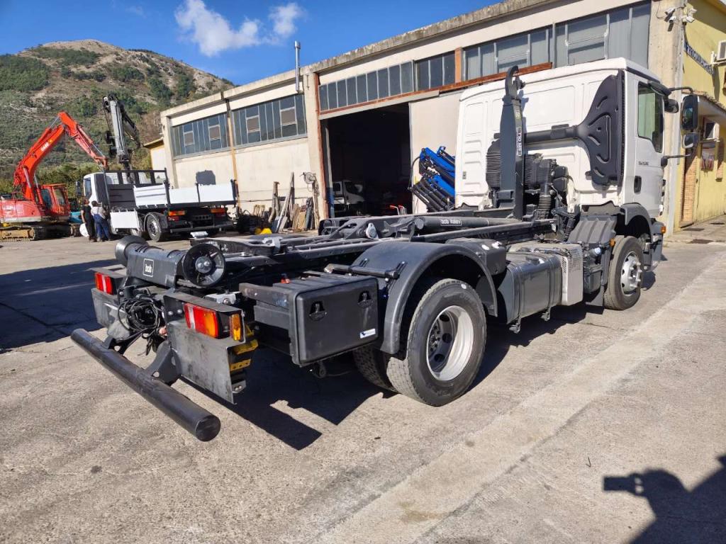 Man TGM 15.290 Foto 16