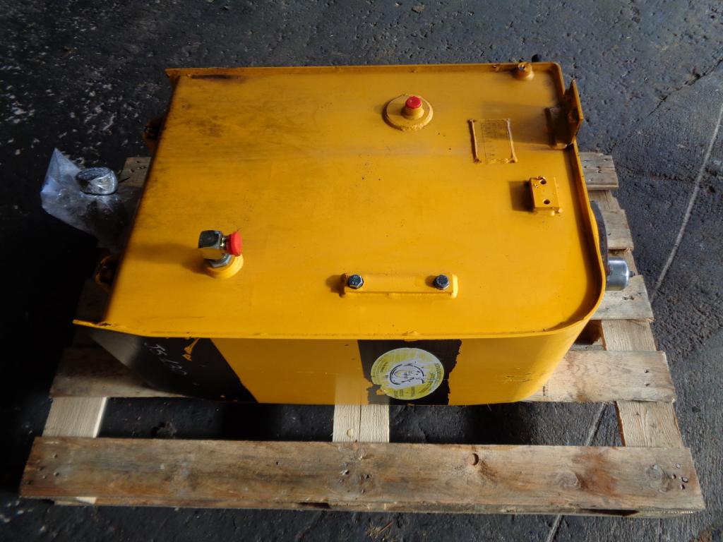 Depósito para aceite para JCB JS 130 Foto 1