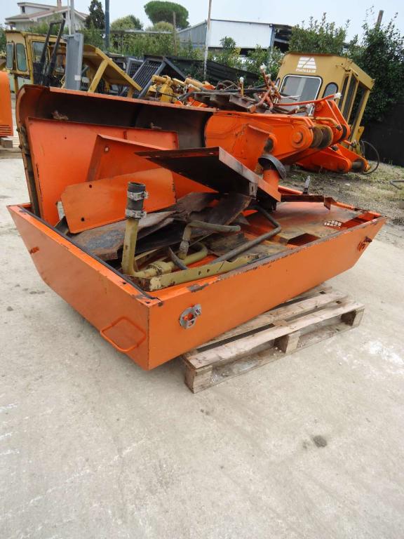 Capó y panel de carrocería para Fiat Hitachi FH200 Foto 3