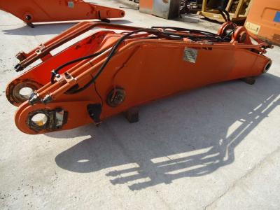 Brazo de elevación / Pluma para Fiat Kobelco E235 vendida por OLM 90 Srl