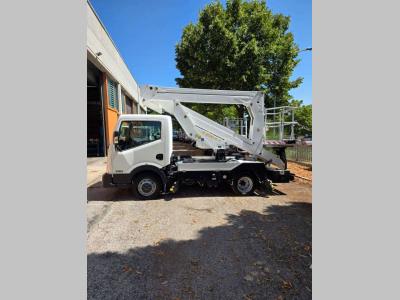 Palfinger P200A vendida por Centro Elevatori Srl