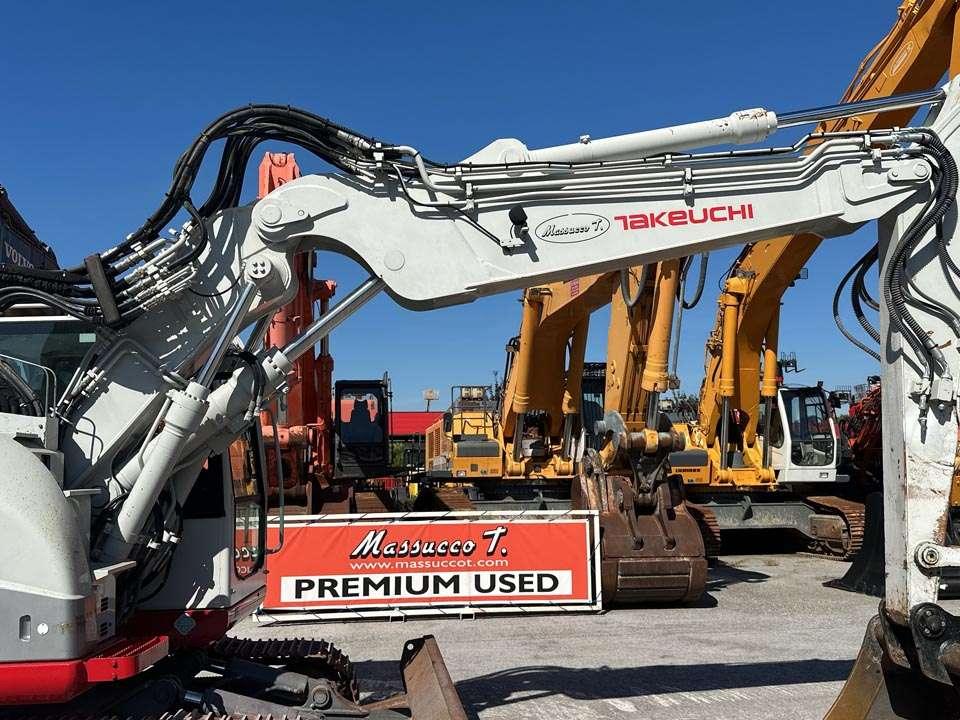 Takeuchi TB2150R Foto 11