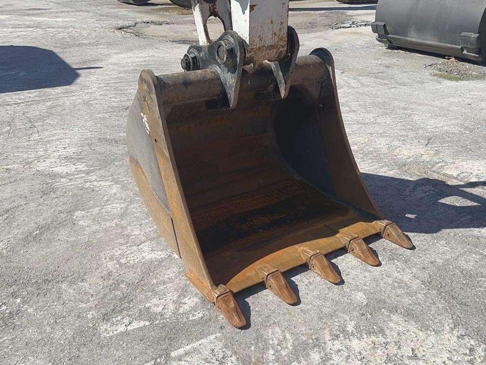 Takeuchi TB2150R Foto 9
