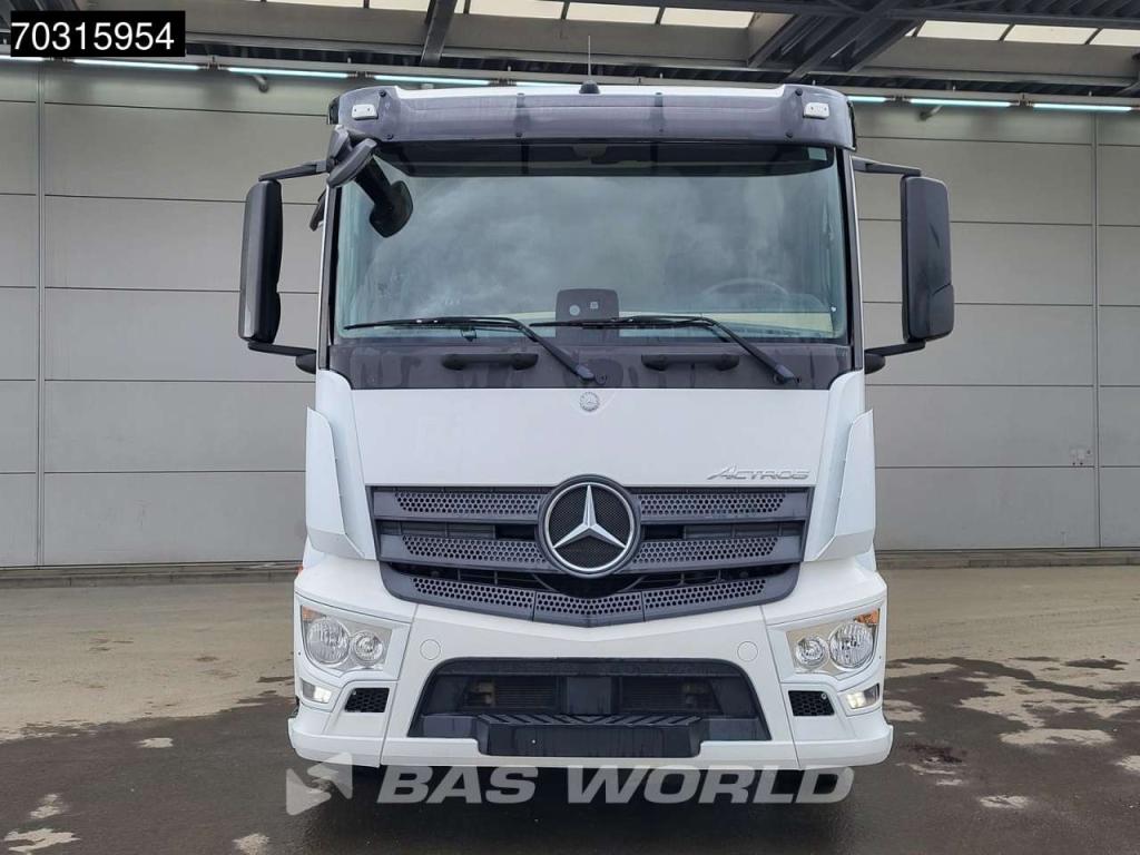 Mercedes Actros 1843 4X2 ClassicSpace Retarder Foto 6