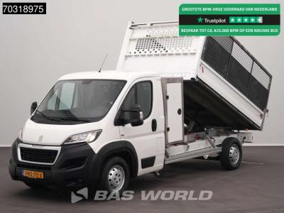 Peugeot Boxer 160PK Kipper met Kist Trekhaak Airco Euro6 Tipper Benne Kieper Airco Trekhaak vendida por BAS World B.V.
