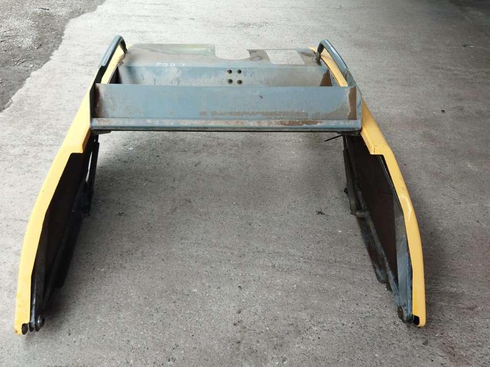 Capó y panel de carrocería para Liebherr L 554 Foto 4