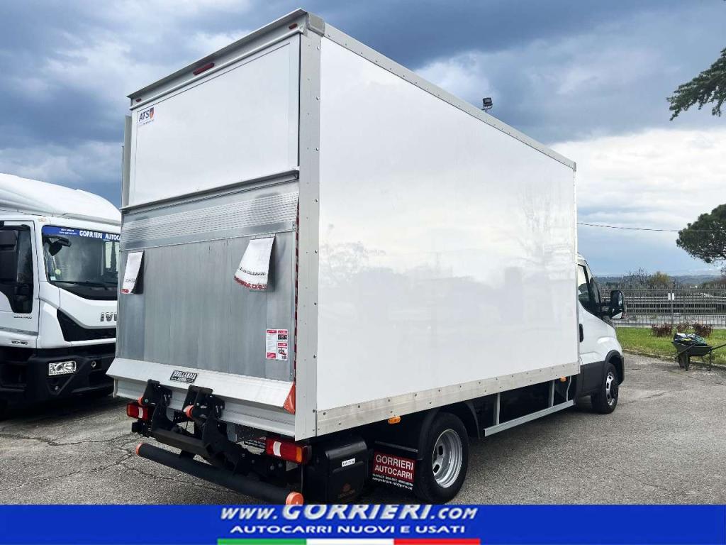 Iveco DAILY 35-160 3.000cc Foto 4