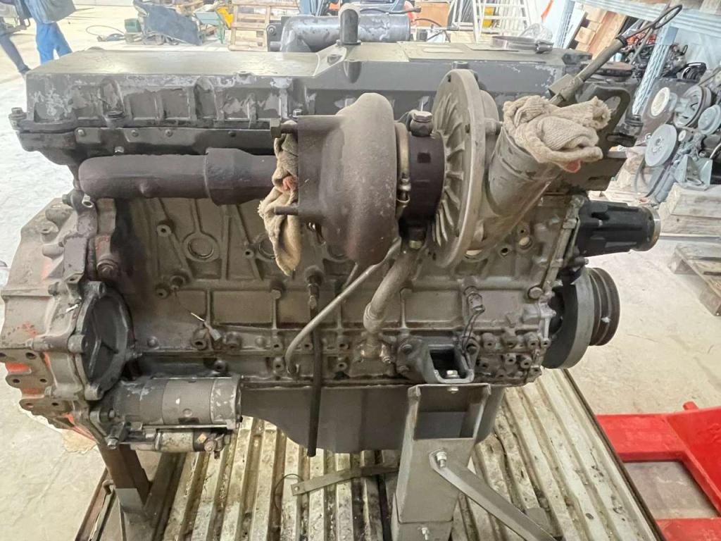 Isuzu 6HK1 Foto 2