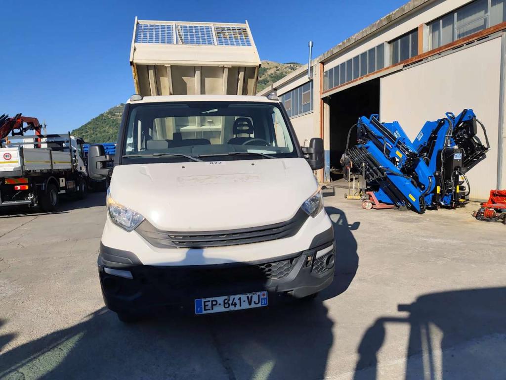 Iveco DAILY 35-120 Foto 15