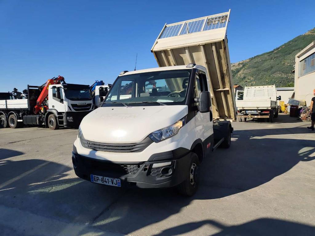Iveco DAILY 35-120 Foto 19
