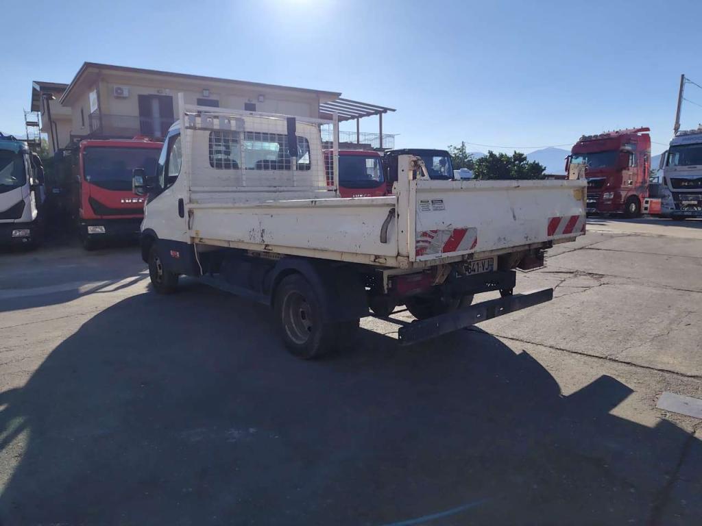 Iveco DAILY 35-120 Foto 21