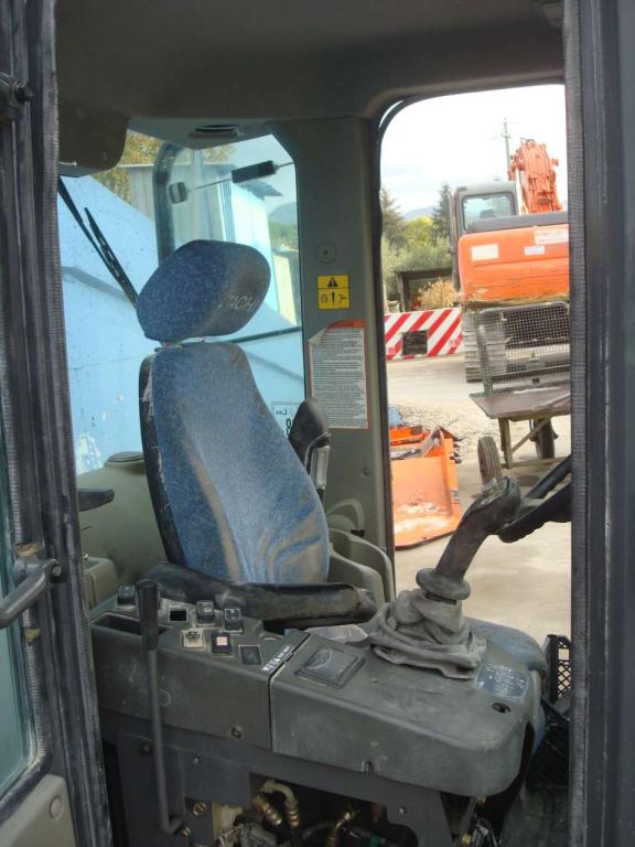 Cabina para Hitachi ZW220-ZW250-ZW310 Foto 3