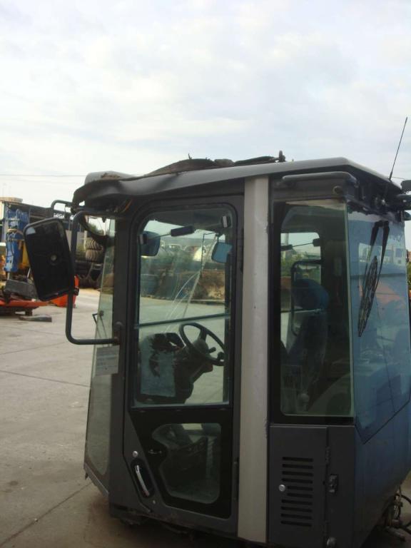 Cabina para Hitachi ZW220-ZW250-ZW310 Foto 6
