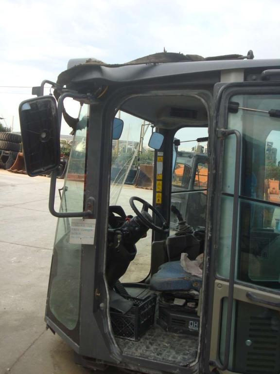 Cabina para Hitachi ZW220-ZW250-ZW310 Foto 8